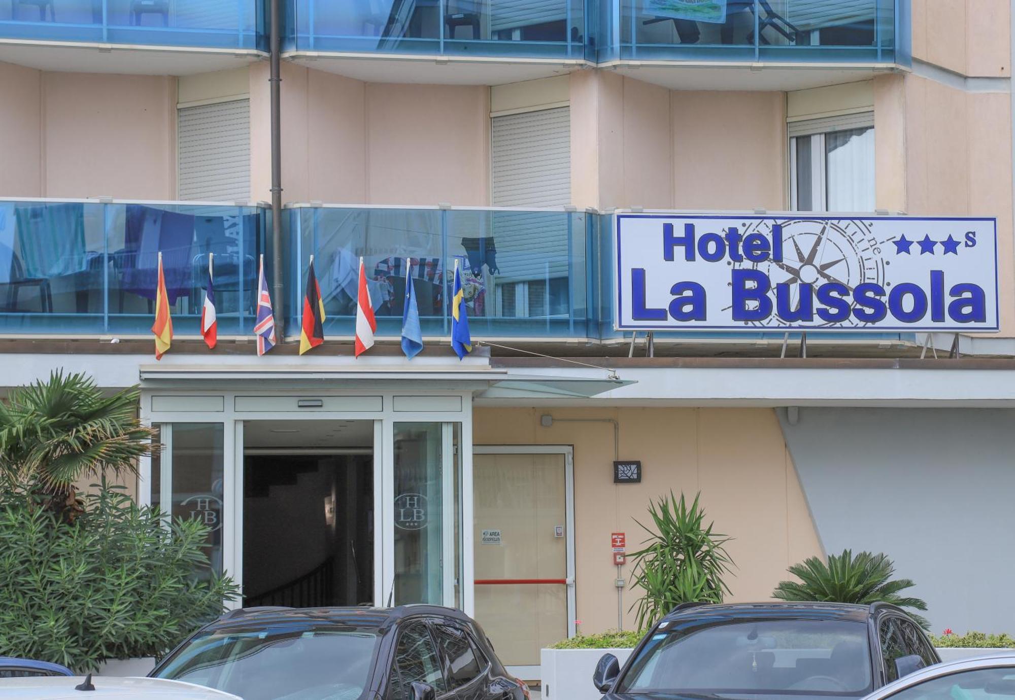 Hotel La Bussola Lido di Jesolo Kültér fotó