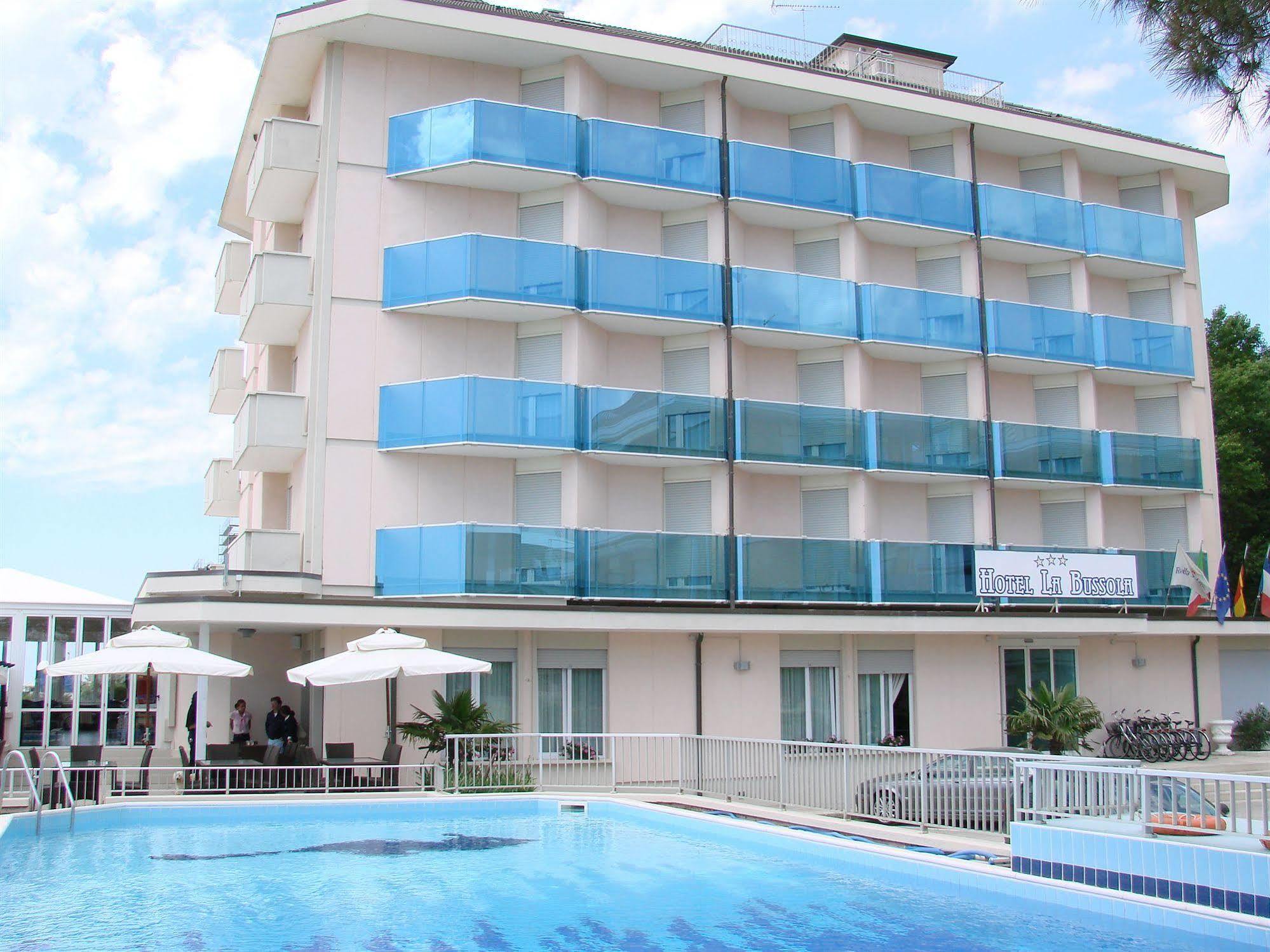 Hotel La Bussola Lido di Jesolo Kültér fotó